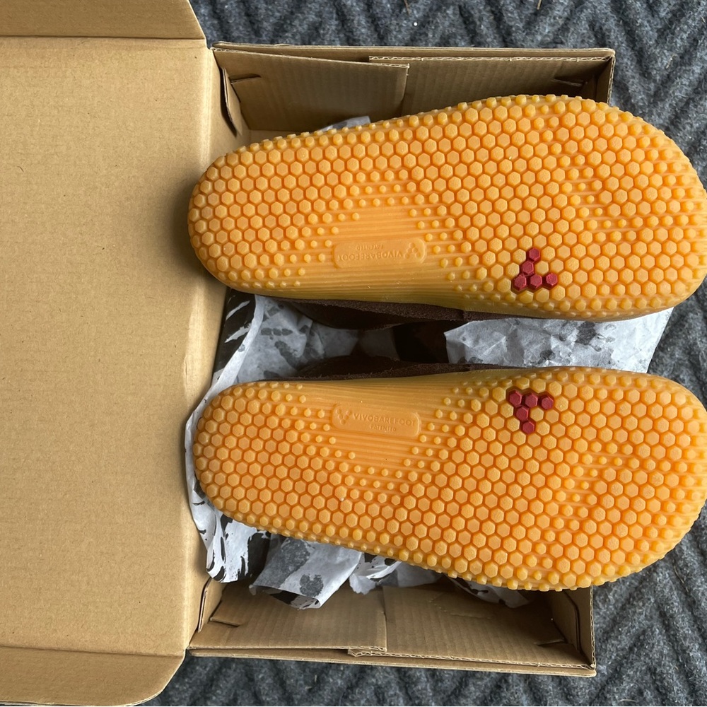 Brand New! Vivo barefoot Toddler (size 10) Gobi Bracken Shoes - Picture 2 of 4